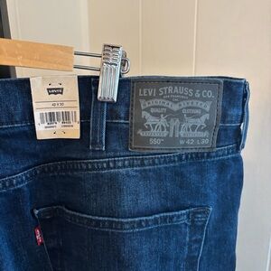 Levi’s 550 Relaxed Dark Wash Denim Jeans Men’s 42x30 NWT Casual Classic Staple